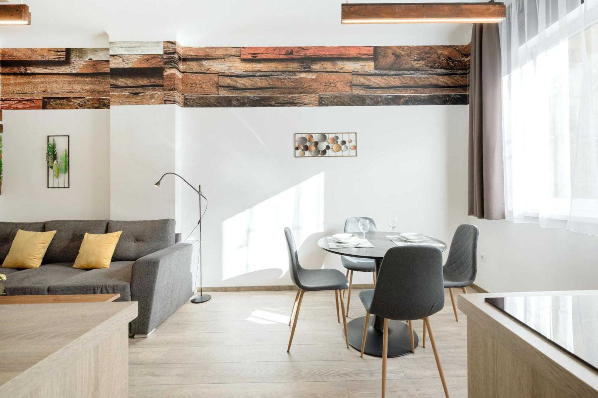 Elemental Retreats - Wood & Water Studios 布达佩斯 外观 照片